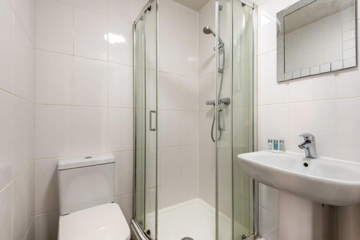 Modern & Bright Budget Studio In Central Doncaster Apartment Exterior photo