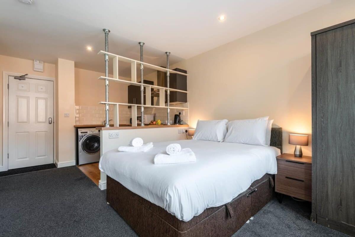 Modern & Bright Budget Studio In Central Doncaster Apartment Exterior photo