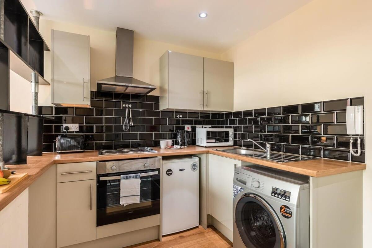 Modern & Bright Budget Studio In Central Doncaster Apartment Exterior photo